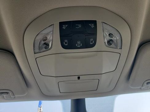 Used 2024 Chrysler Pacifica Touring-L w/ Road Tripper Package AWD/4WD image 26