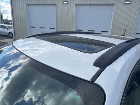 Used 2017 Chevrolet Traverse Premier AWD/4WD image 9