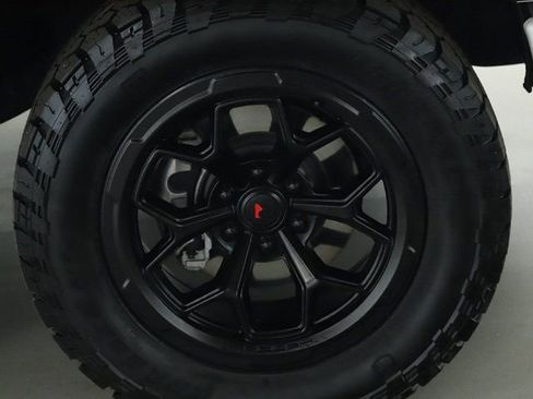 Used 2024 Ford F150 Lariat w/ Equipment Group 502A High image 12