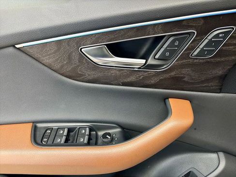 Certified 2022 Audi Q8 Premium Plus image 20