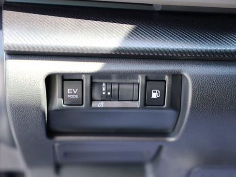 Certified 2026 Subaru Crosstrek 2.5i Limited w/ Crosstrek Mirror Package AWD/4WD image 15