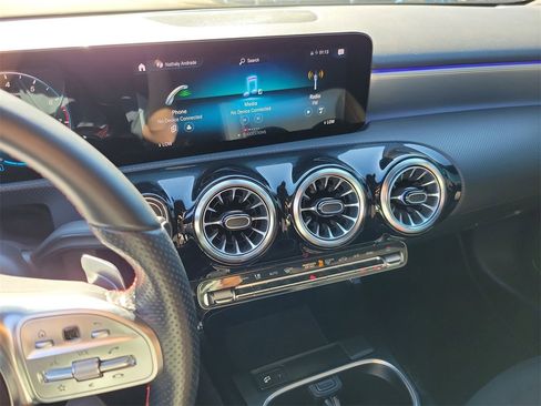 Used 2022 Mercedes-Benz A 220 4MATIC image 23