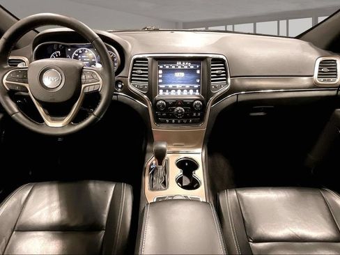 Used 2017 Jeep Grand Cherokee Limited AWD/4WD image 7