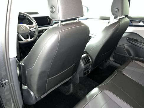 Used 2024 Volkswagen Taos SE image 24