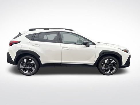 Used 2025 Subaru Crosstrek 2.5i Limited w/ Crosstrek Mirror Package image 8