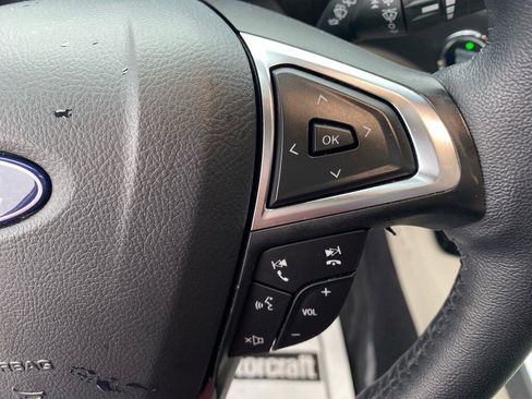 Used 2024 Ford Edge Titanium image 16