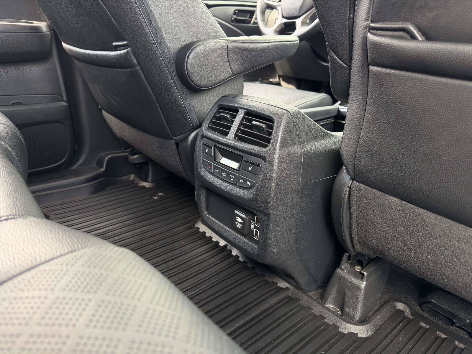 Used 2022 Honda Passport Elite image 15