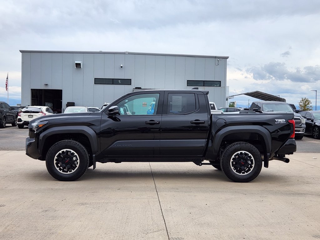 Used 2026 Toyota Tacoma TRD Off-Road w/ TRD Off Road Upgrade Package AWD/4WD image 8