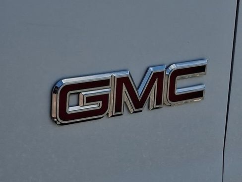 Used 2023 GMC Savana 2500 Extended w/ Driver Convenience Package RWD image 31