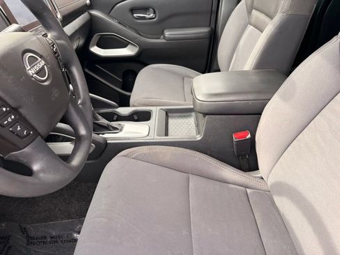 Used 2022 Nissan Frontier SV RWD image 15