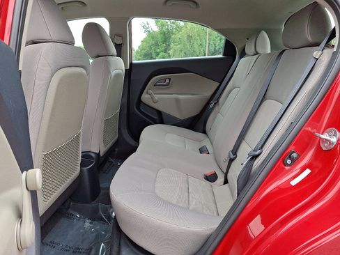 Used 2015 Kia Rio LX FWD image 10