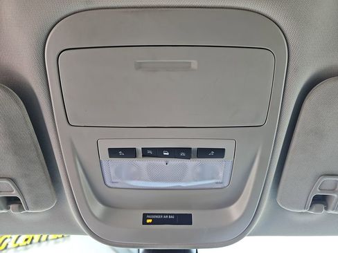 Used 2022 Chevrolet Colorado LT w/ Fleet Safety Package image 30