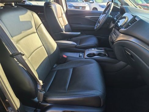 Certified 2022 Honda Pilot Special Edition image 18