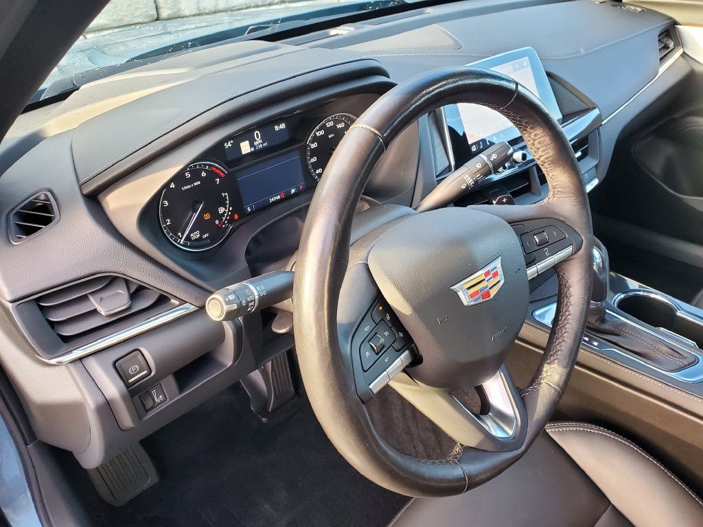 Used 2024 Cadillac CT4 Luxury w/ Sun And Sound Package AWD/4WD image 18