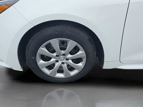 Used 2024 Toyota Corolla LE image 10