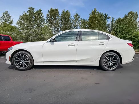 Used 2021 BMW 330i xDrive Sedan AWD/4WD image 6