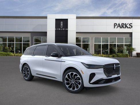New 2026 Lincoln Nautilus Reserve AWD/4WD image 7