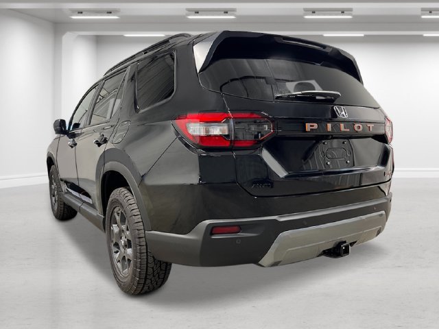New 2026 Honda Pilot TrailSport image 5