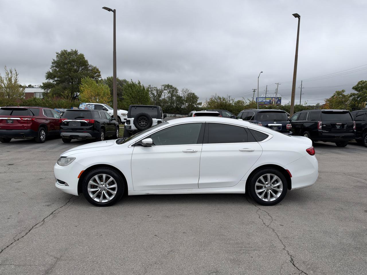 Used 2015 Chrysler 200 C FWD image 6
