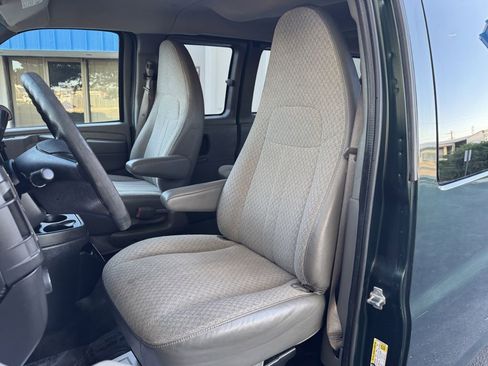 Used 2012 Chevrolet Express 1500 LS image 12