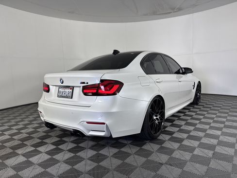 Used 2018 BMW M3 w/ Competition Package RWD image 5