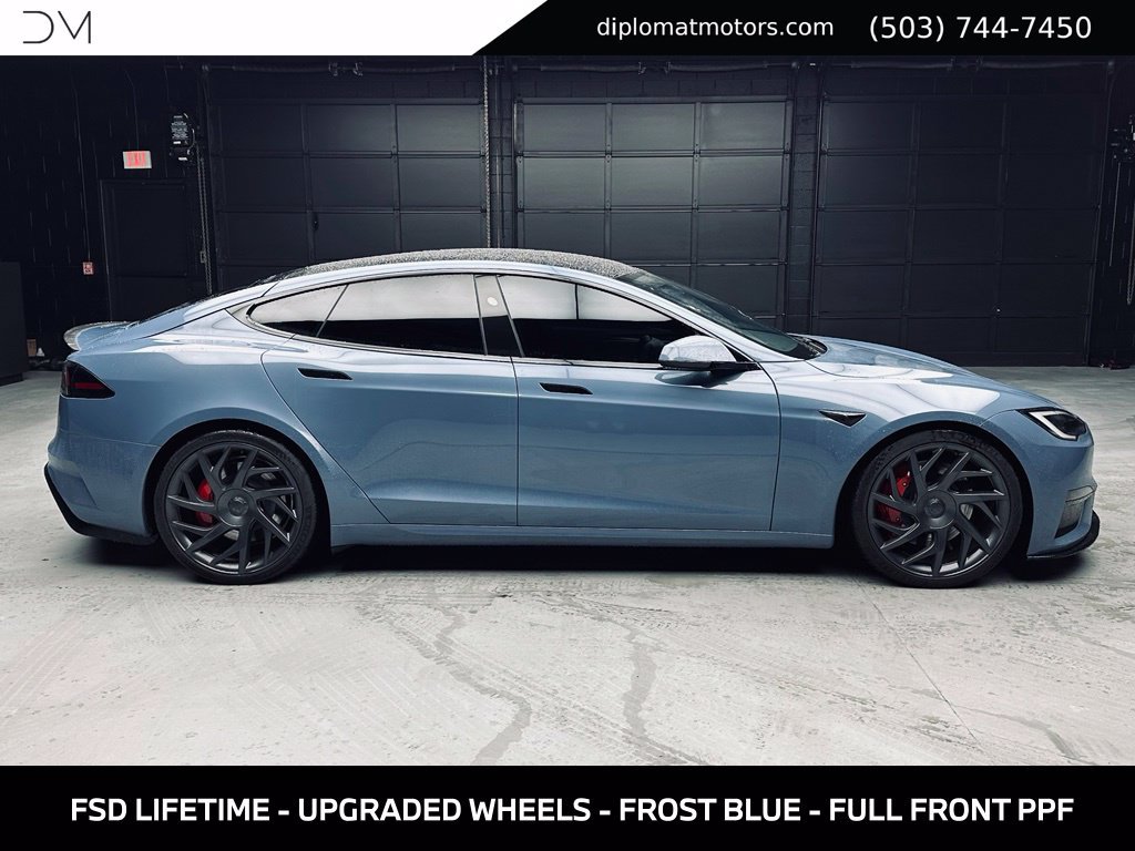 Used 2026 Tesla Model S Plaid AWD/4WD image 7