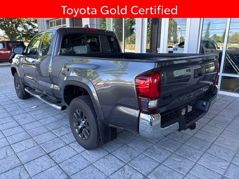 Certified 2021 Toyota Tacoma SR5 w/ Blackout Package (TMS) AWD/4WD image 10