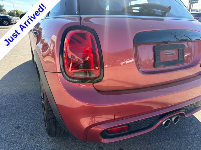 Used 2021 MINI Cooper S w/ Coral Red Edition FWD image 17