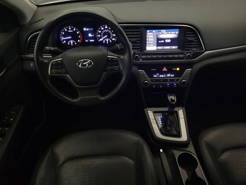 Used 2018 Hyundai Elantra Limited FWD image 22