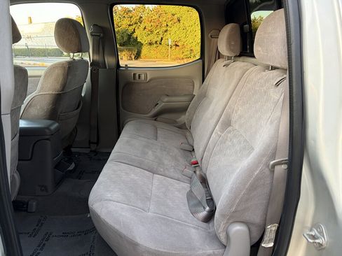 Used 2003 Toyota Tacoma PreRunner RWD image 25