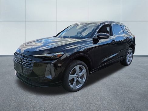 New 2025 Audi Q5 Premium Plus image 7