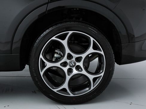 New 2025 Alfa Romeo Tonale AWD/4WD image 19