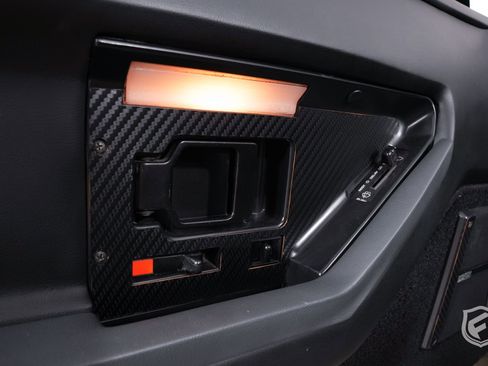 Used 1987 Chevrolet Corvette 2dr Convertible image 21