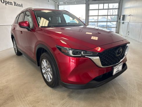 Certified 2023 MAZDA CX-5 AWD 2.5 S w/ Preferred Package image 3