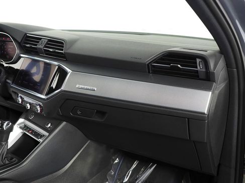 Used 2022 Audi Q3 2.0T Premium w/ Convenience Package image 14