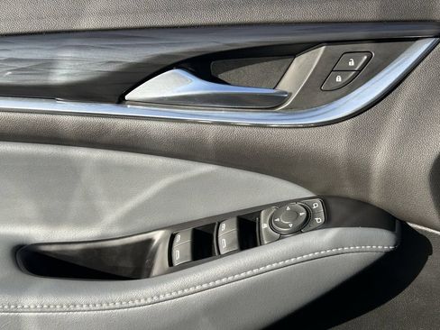 Used 2020 Buick Enclave Essence w/ Sport Touring Edition FWD image 23