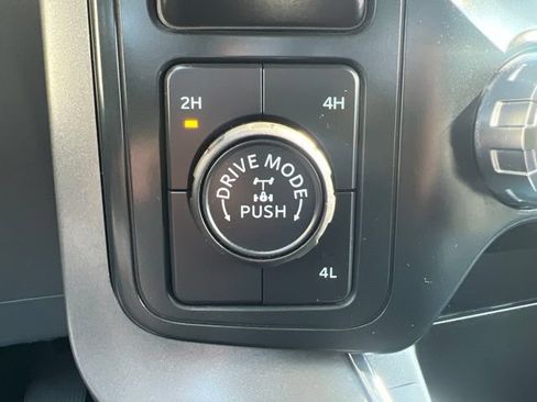 Used 2025 Ford F150 XLT w/ Equipment Group 301A Standard AWD/4WD image 27