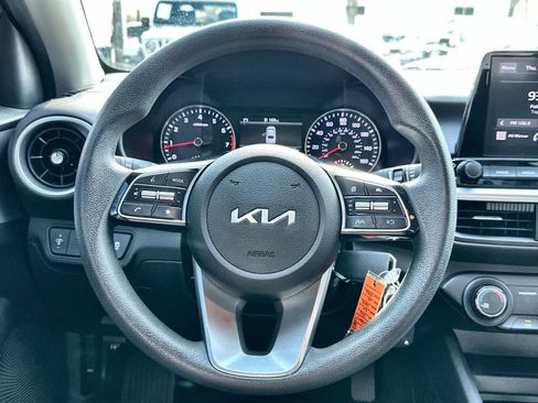 Used 2023 Kia Forte LXS image 21