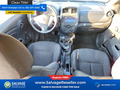 Used 2019 Nissan Versa S FWD image 11