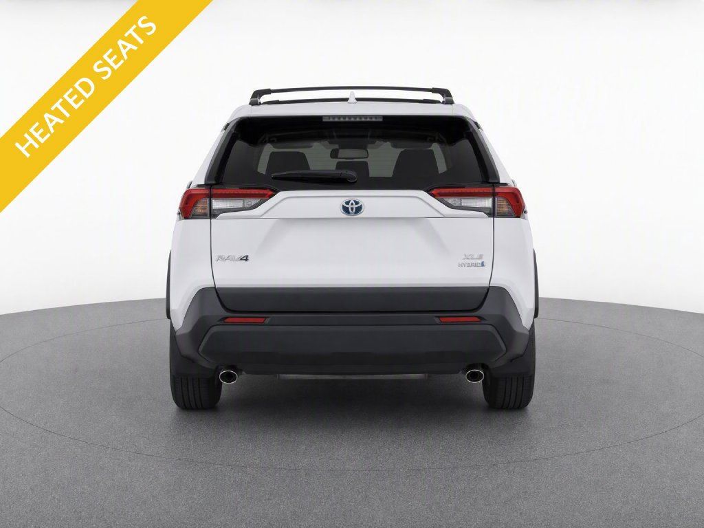 Used 2024 Toyota RAV4 XLE w/ Convenience Package AWD/4WD image 6