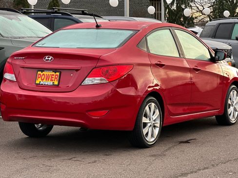Used 2012 Hyundai Accent GLS w/ Premium Pkg 3 image 4