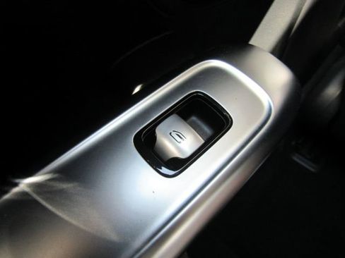 Used 2022 Mercedes-Benz C 300 Sedan image 33