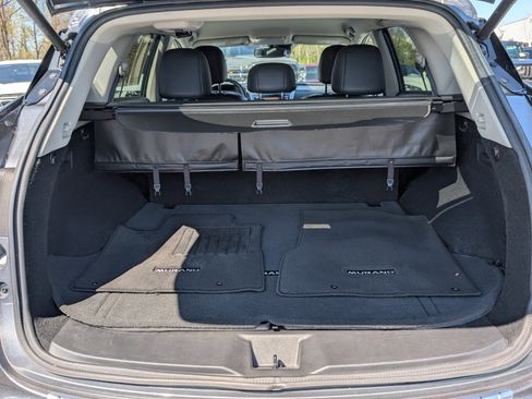 Used 2020 Nissan Murano SL w/ Cargo Package image 12