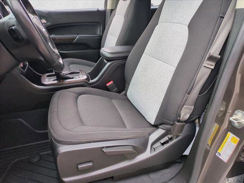 Used 2019 GMC Canyon SLE w/ SLE Convenience Package image 13