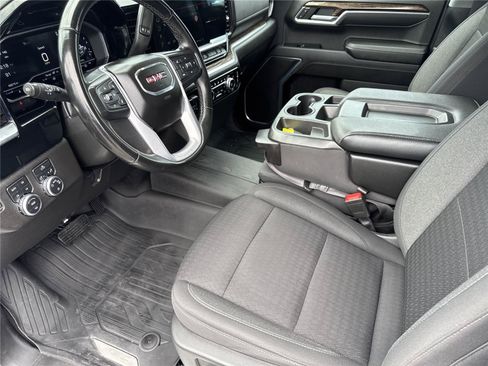 Used 2023 GMC Sierra 1500 SLE AWD/4WD image 10