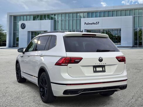 Certified 2023 Volkswagen Tiguan SE R-Line FWD image 4