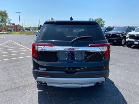 Used 2023 GMC Acadia SLT FWD image 5