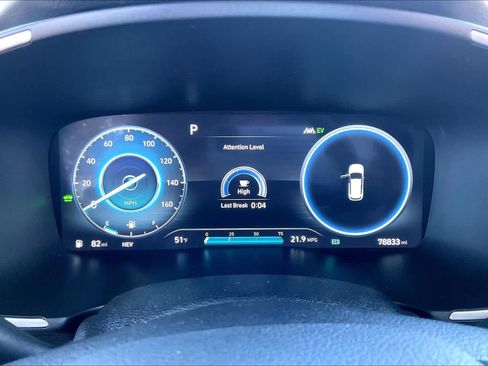 Certified 2022 Hyundai Santa Fe SEL Convenience w/ Cargo Package image 22