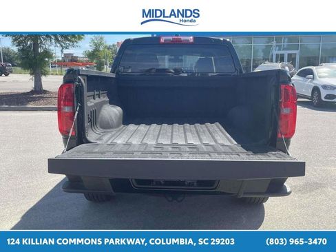 Used 2022 Chevrolet Colorado W/T w/ Custom Special Edition RWD image 8