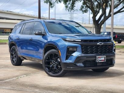 Used 2024 Chevrolet Traverse RS